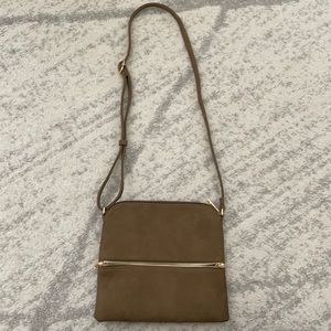 Cute small crossbody bag (Khaki Color)